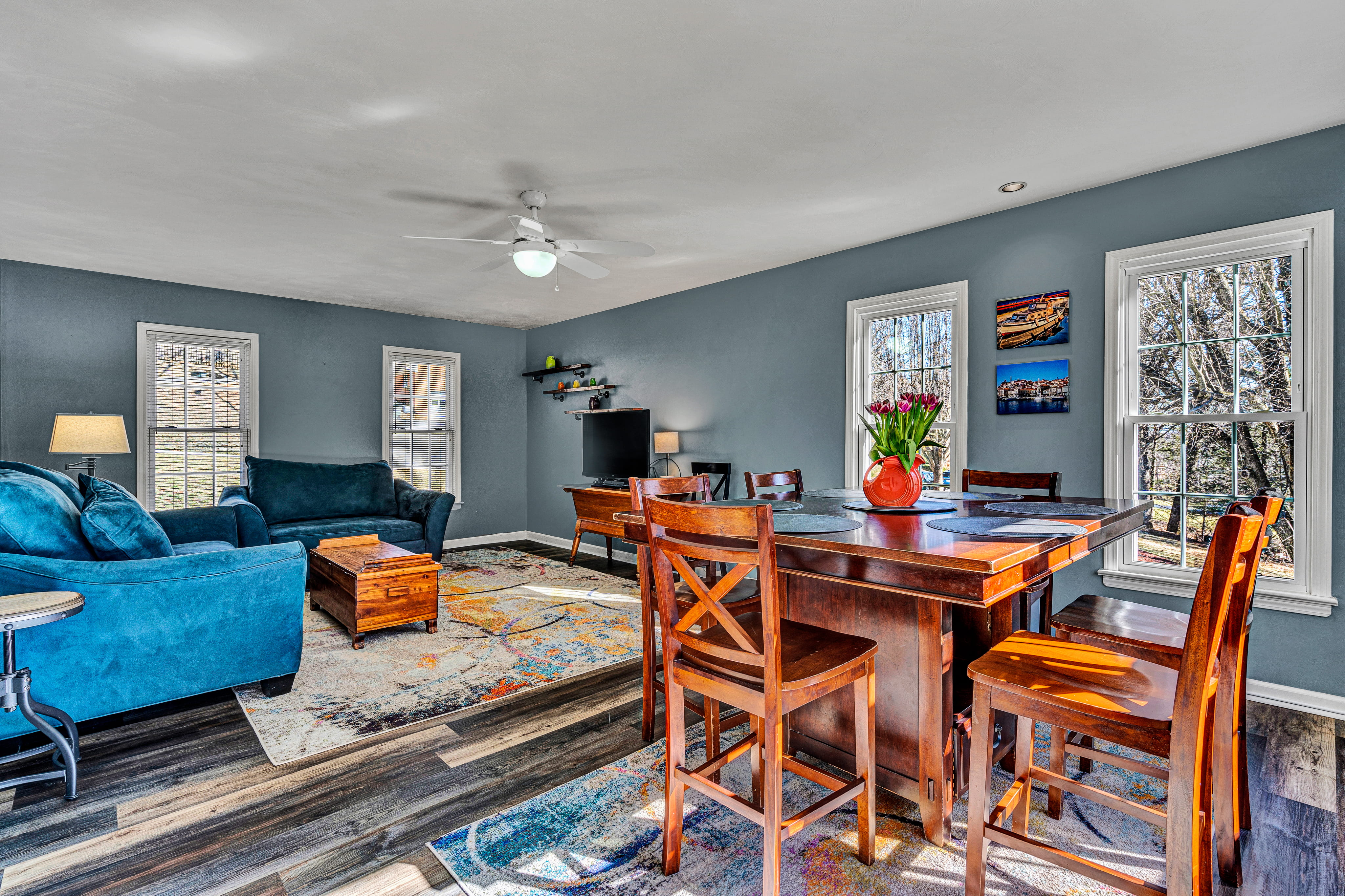 A family room reimagined by Reimagineering Spaces.